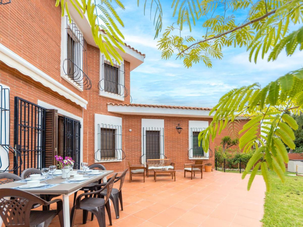 Holiday Home Alexandra By Interhome Villafortuny Exterior photo
